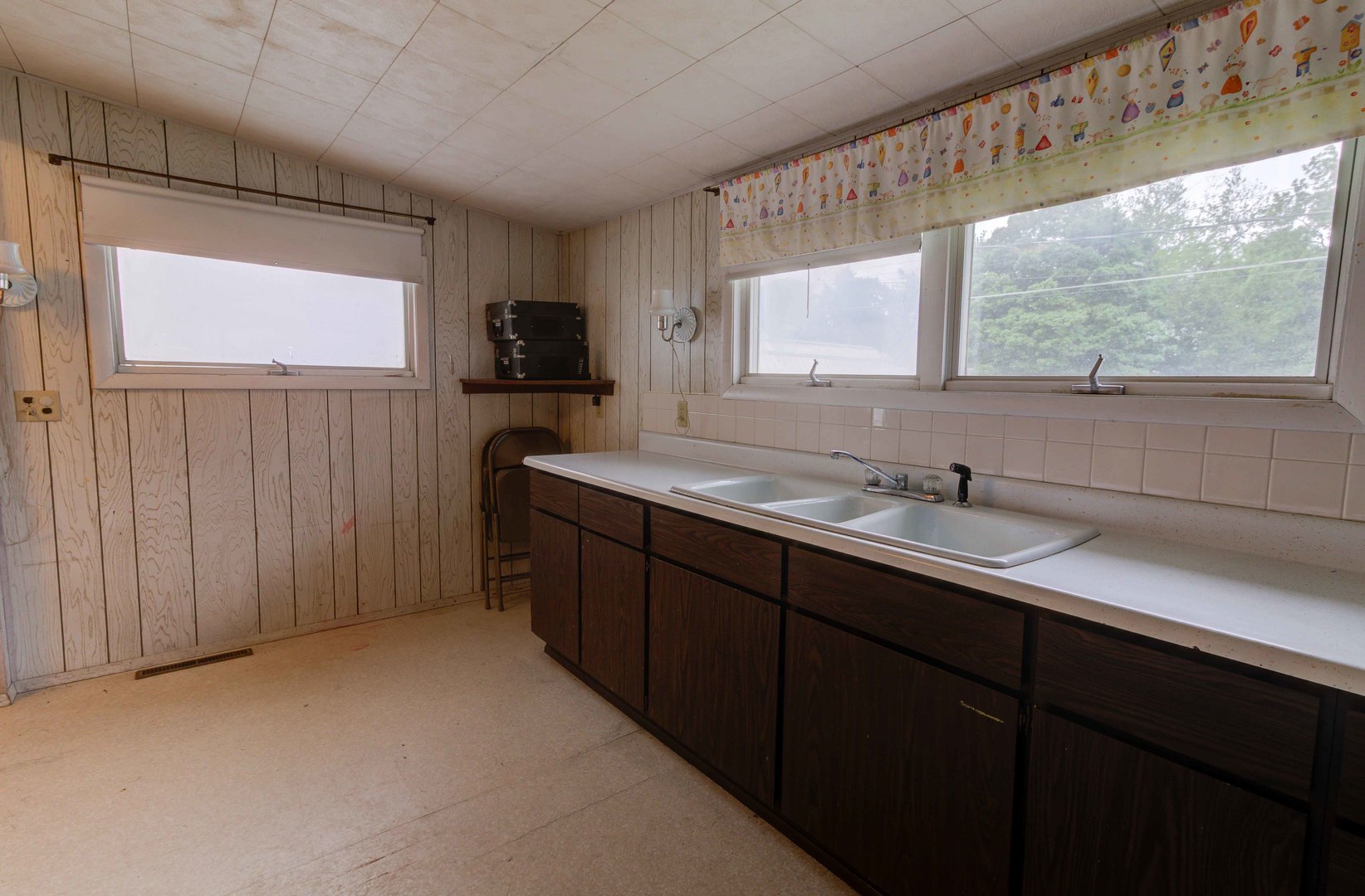 206 N Pine St Property Photo 12