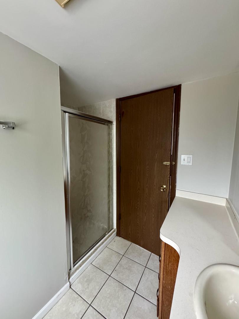16104 Oak Avenue Property Photo 12