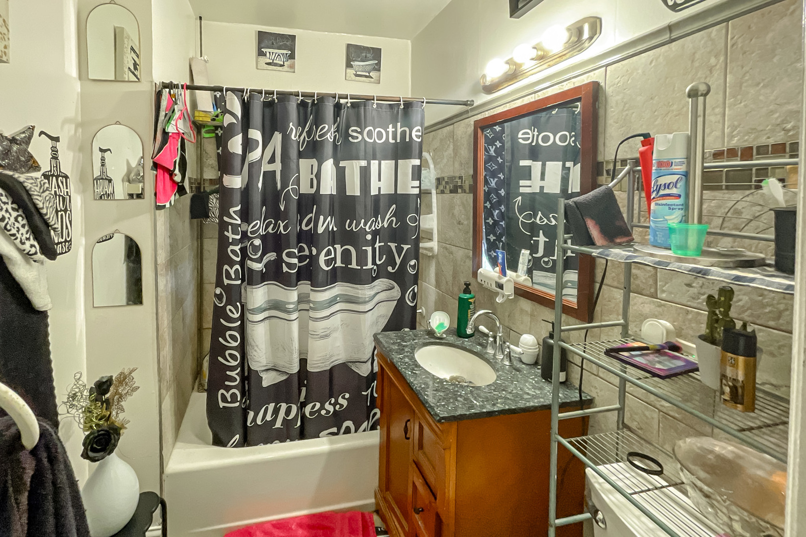 10817 S Forest Avenue Property Photo 10