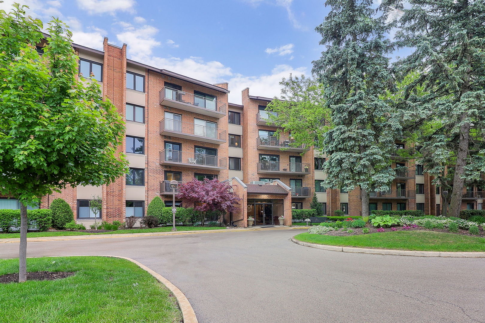 601 Lake Hinsdale Drive 511 Property Image