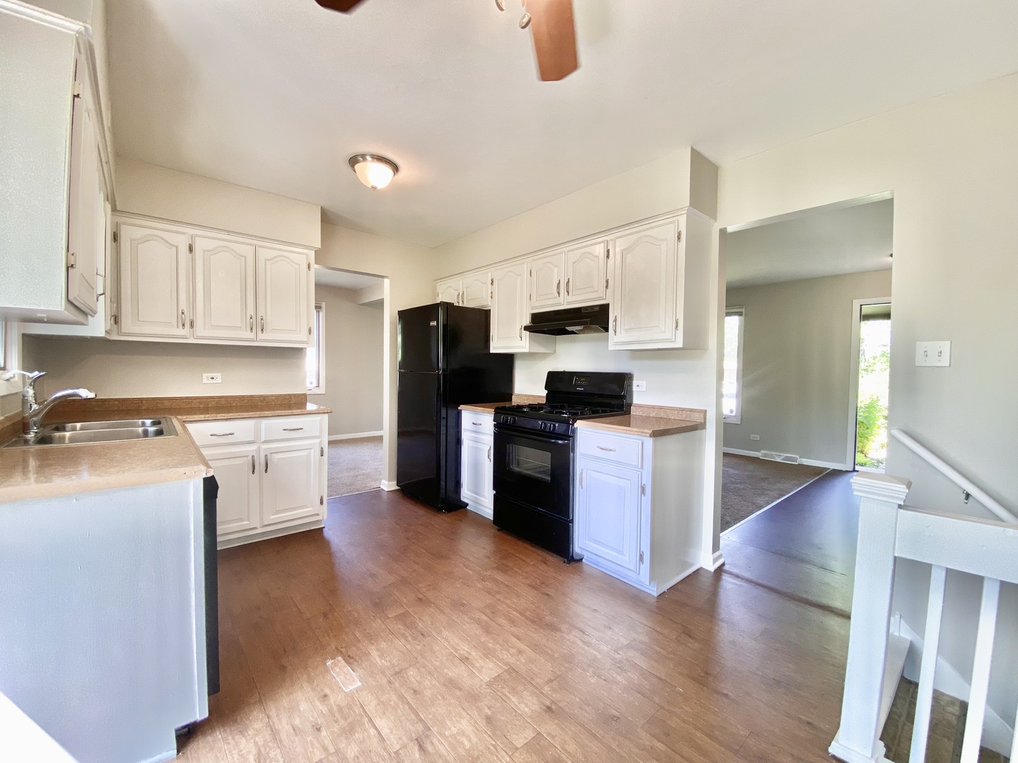 22962 Bruce Drive Property Photo 6