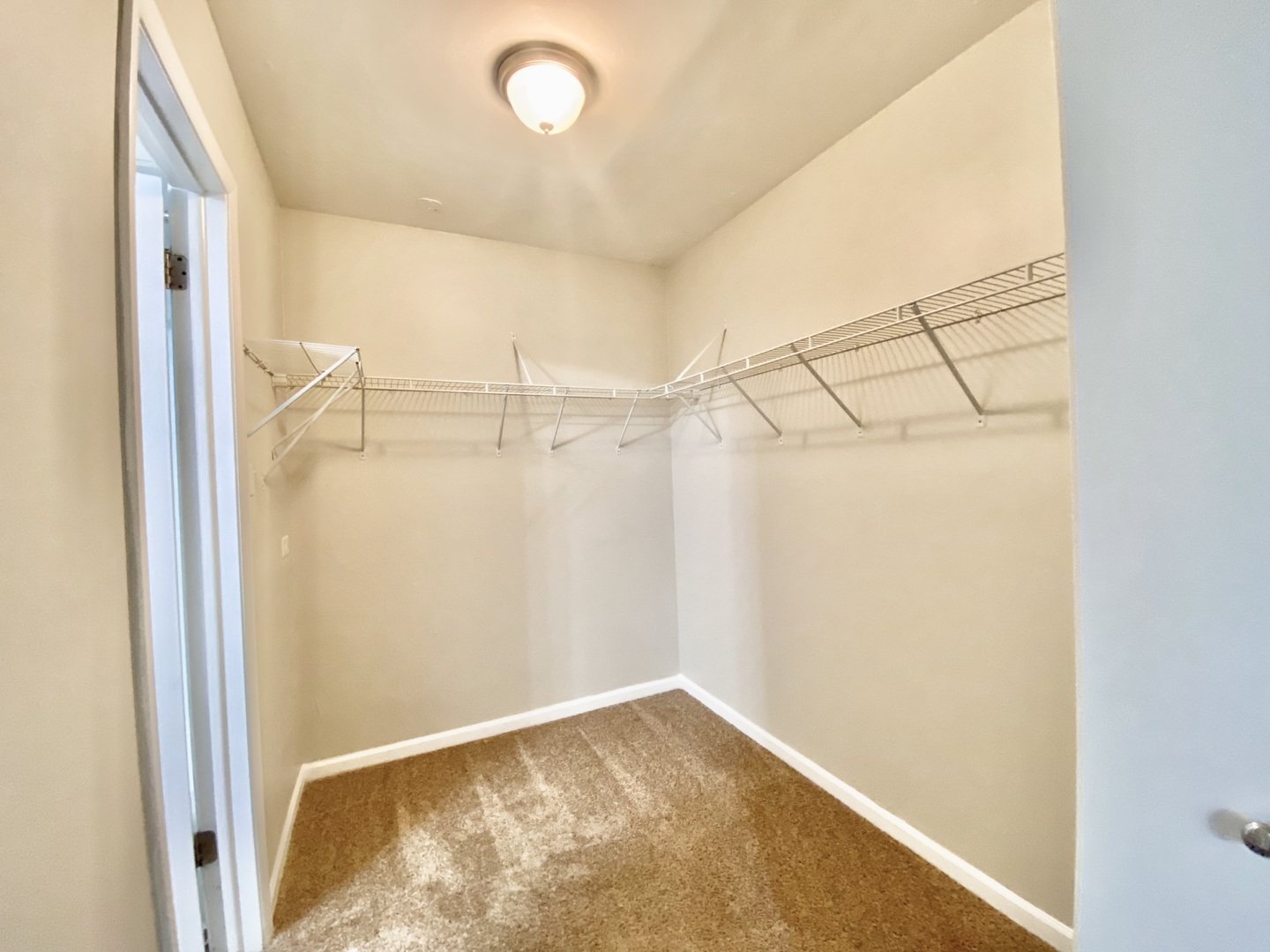 22962 Bruce Drive Property Photo 13