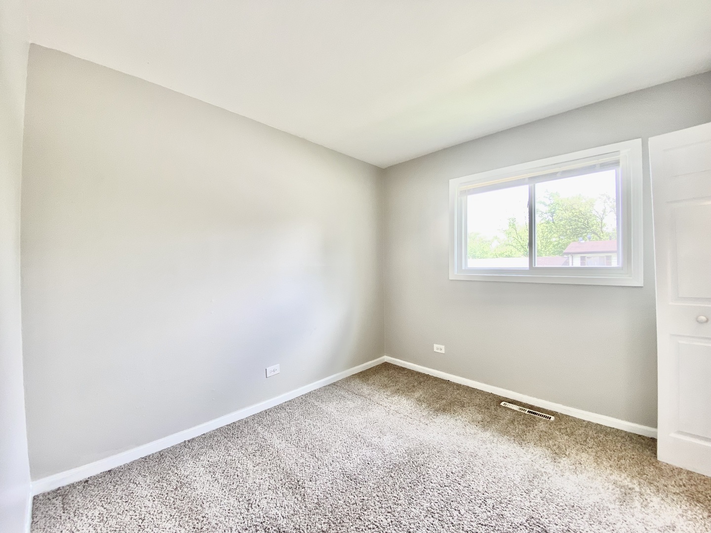 332 Gentry Street Property Photo 6