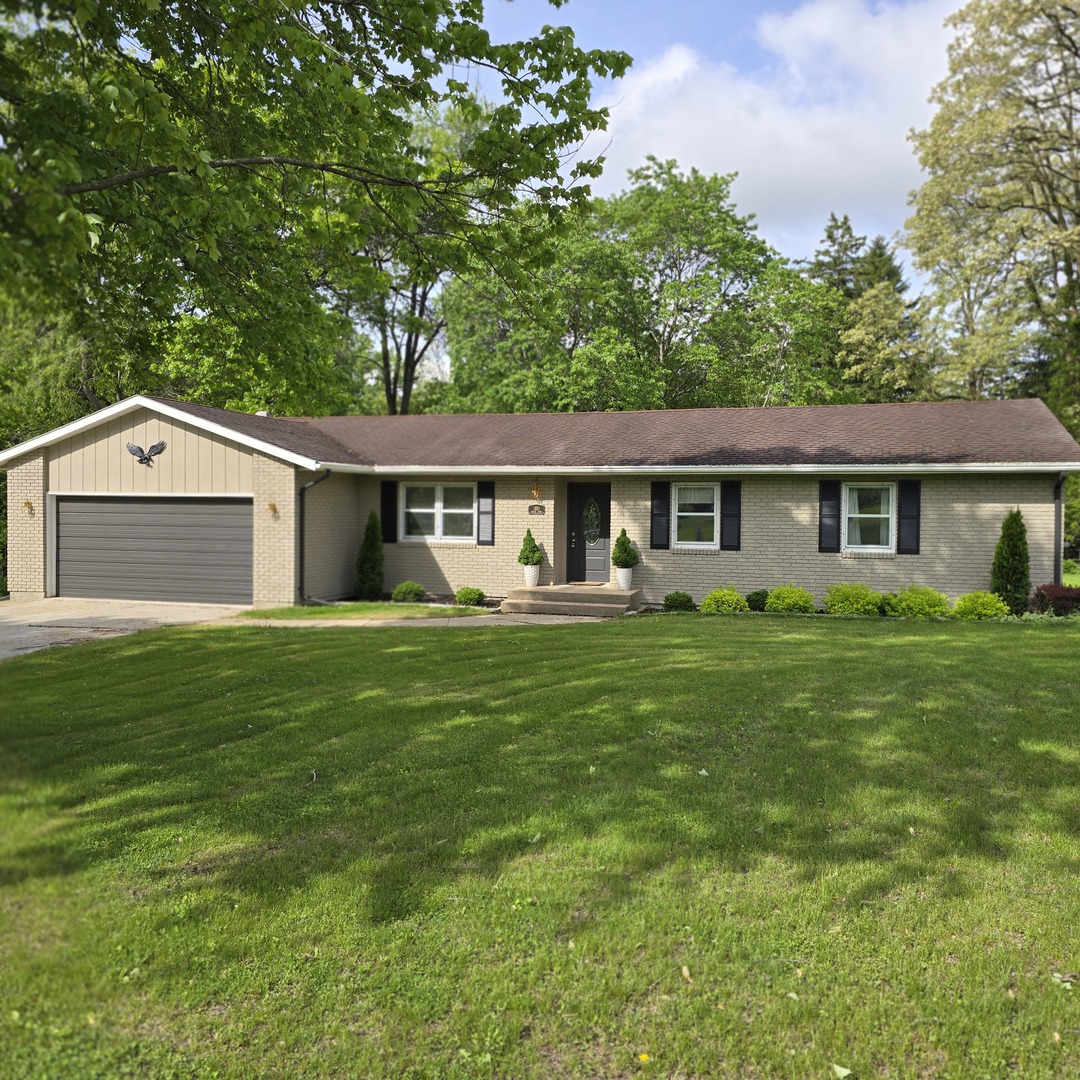 1810 Sylvan Court Property Photo 1