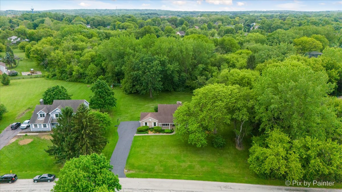 39 W539 Deer Run Dr Property Photo 45