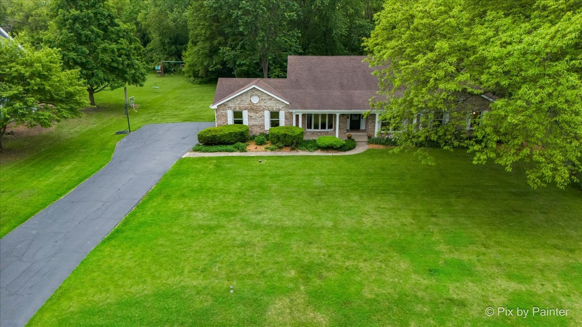 39 W539 Deer Run Dr Property Photo 47