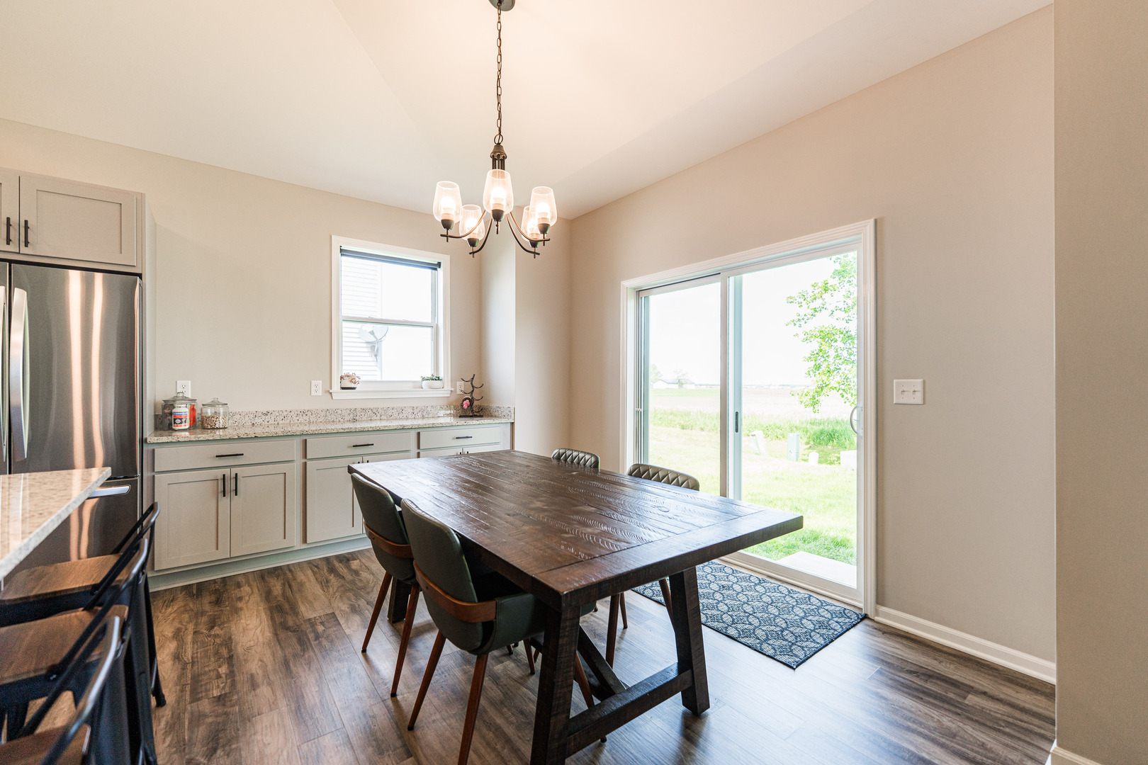 492 S Hampstead Street Property Photo 12