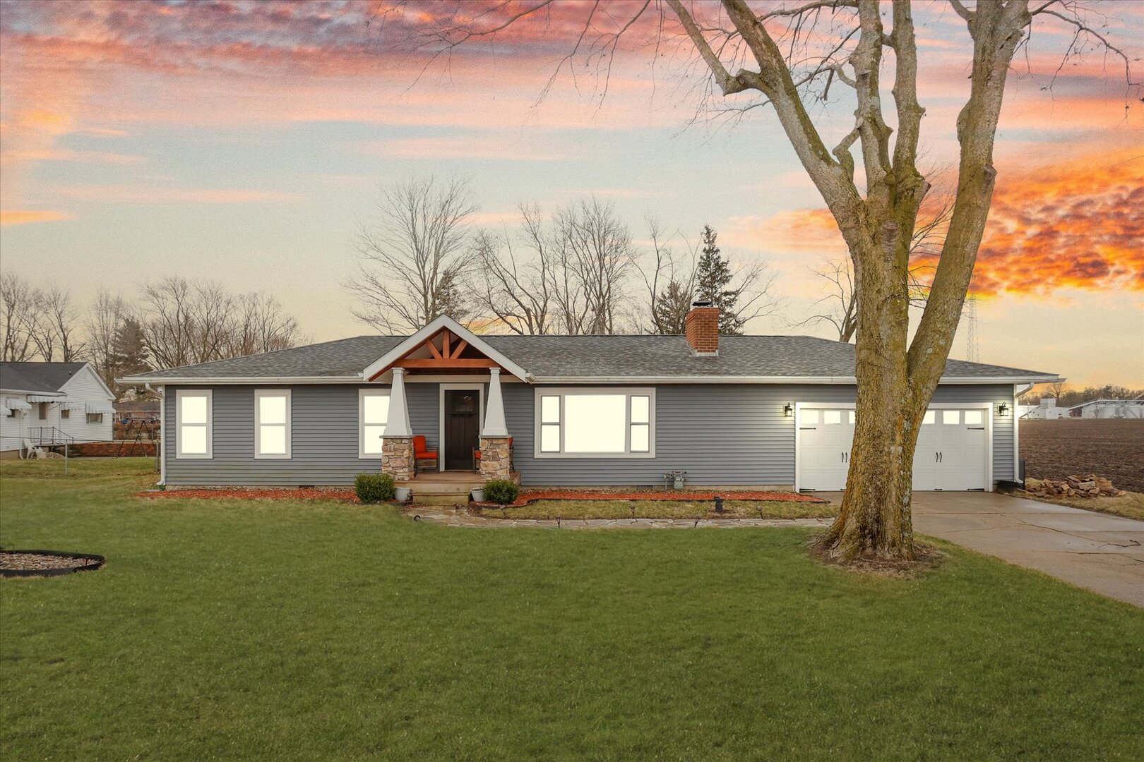 2225 County Road 1700 Property Photo 1