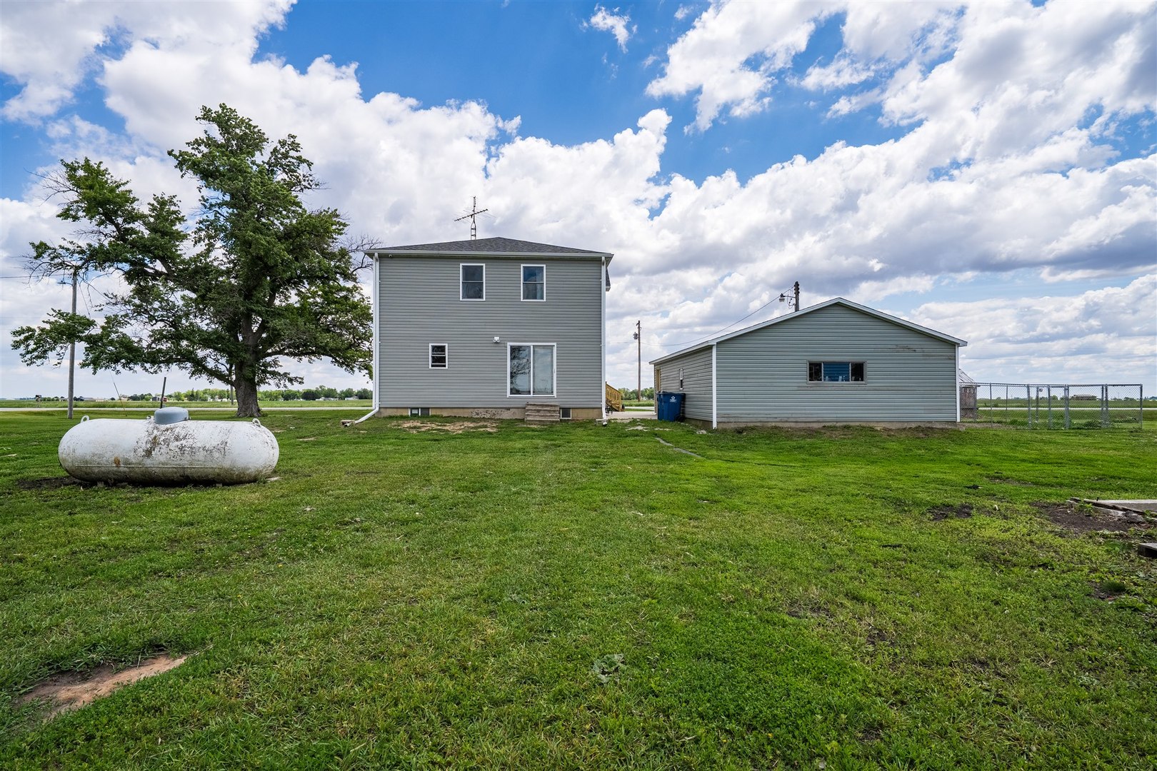 17469 N 300 E Rd Property Photo 37
