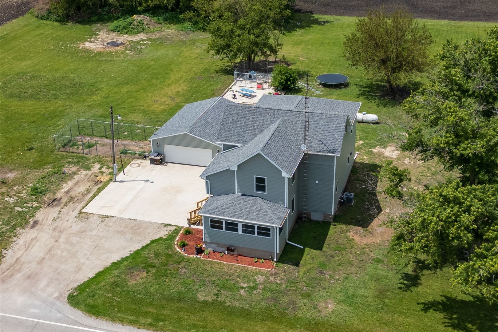 17469 N 300 E Rd Property Photo 49