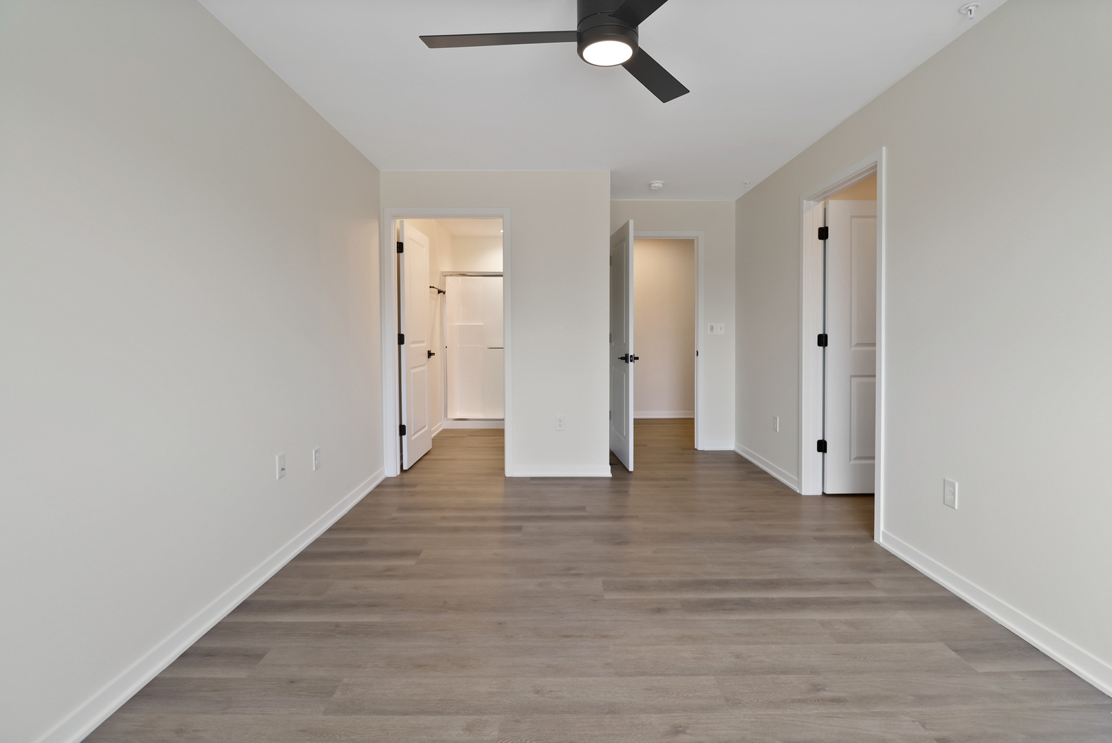 2034 W 75th Place 32 Property Photo 14