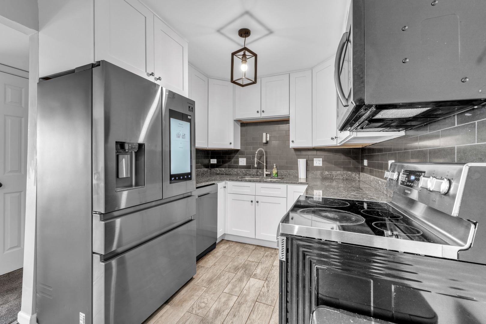6135 W 94th Street C2 Property Photo 6