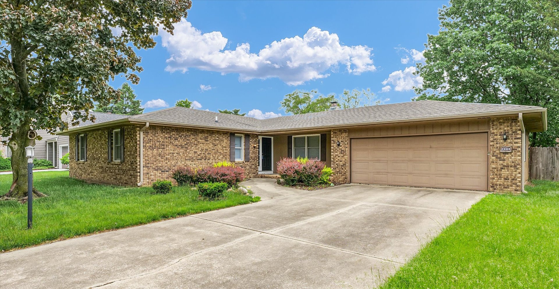 2304 Galen Drive Property Photo 1