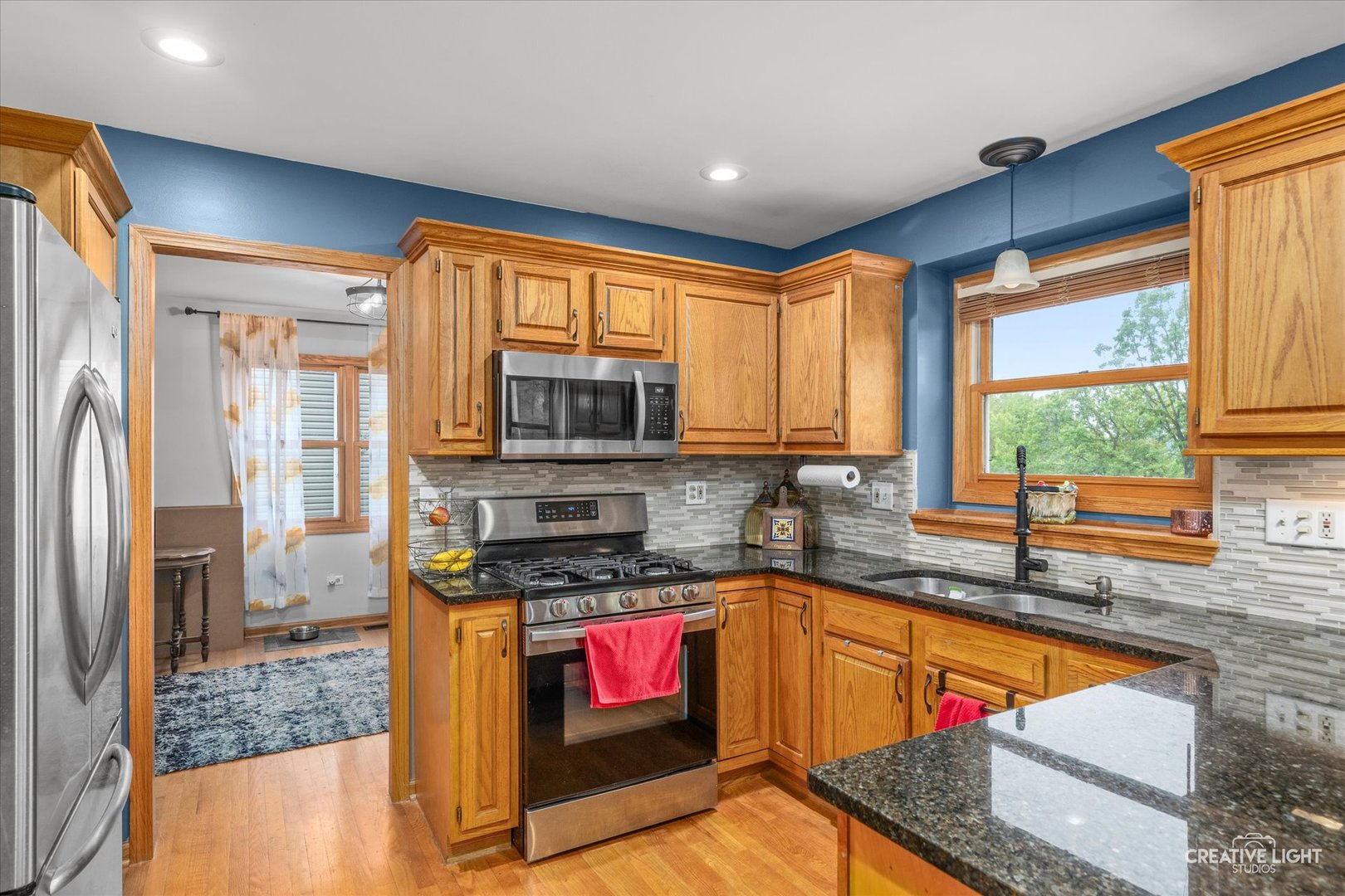 1041 Winslow Avenue Property Photo 7