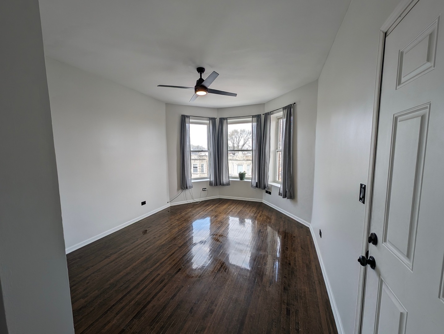 4105 W 21st Street 3 Property Photo 4