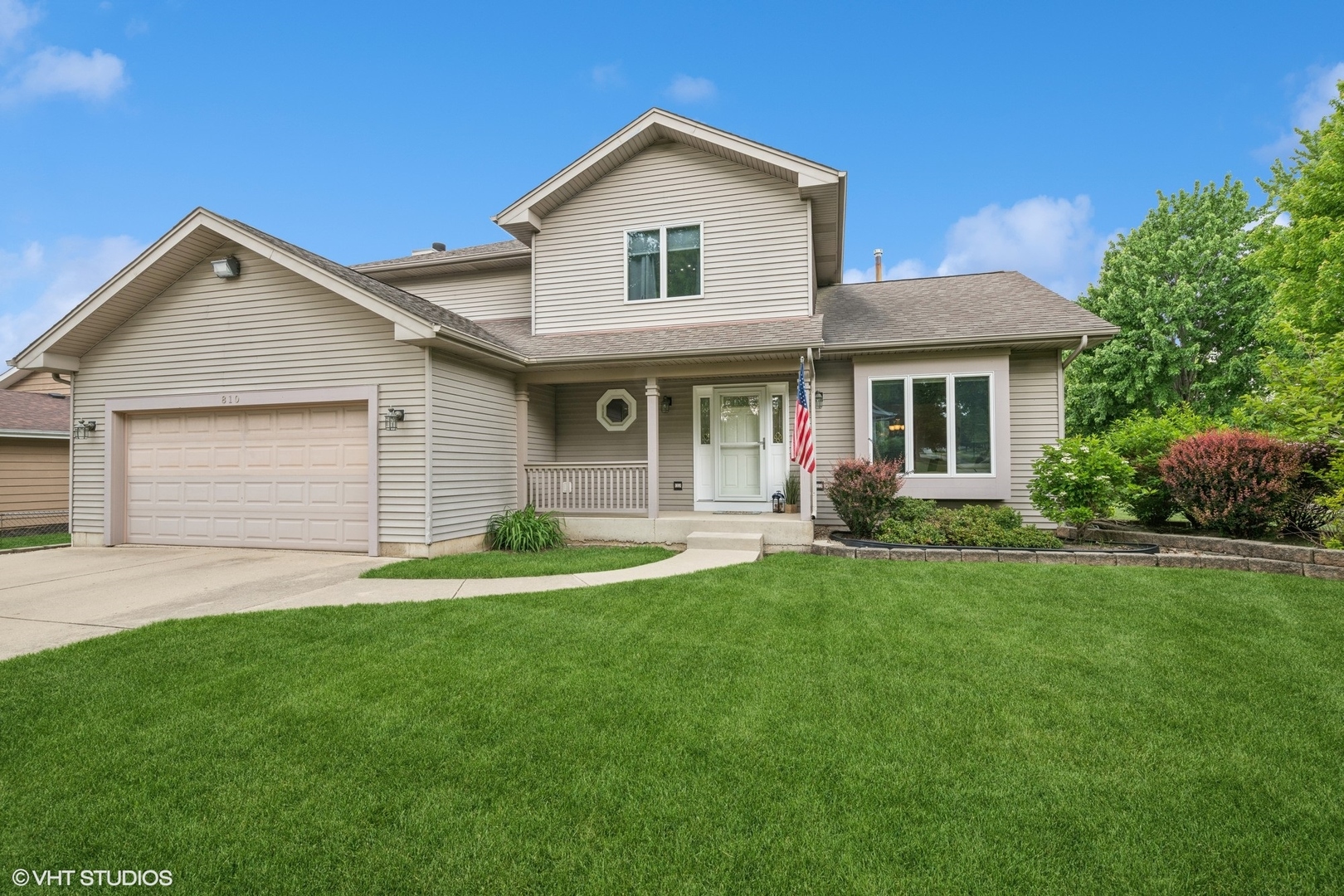 810 Tamarac Drive