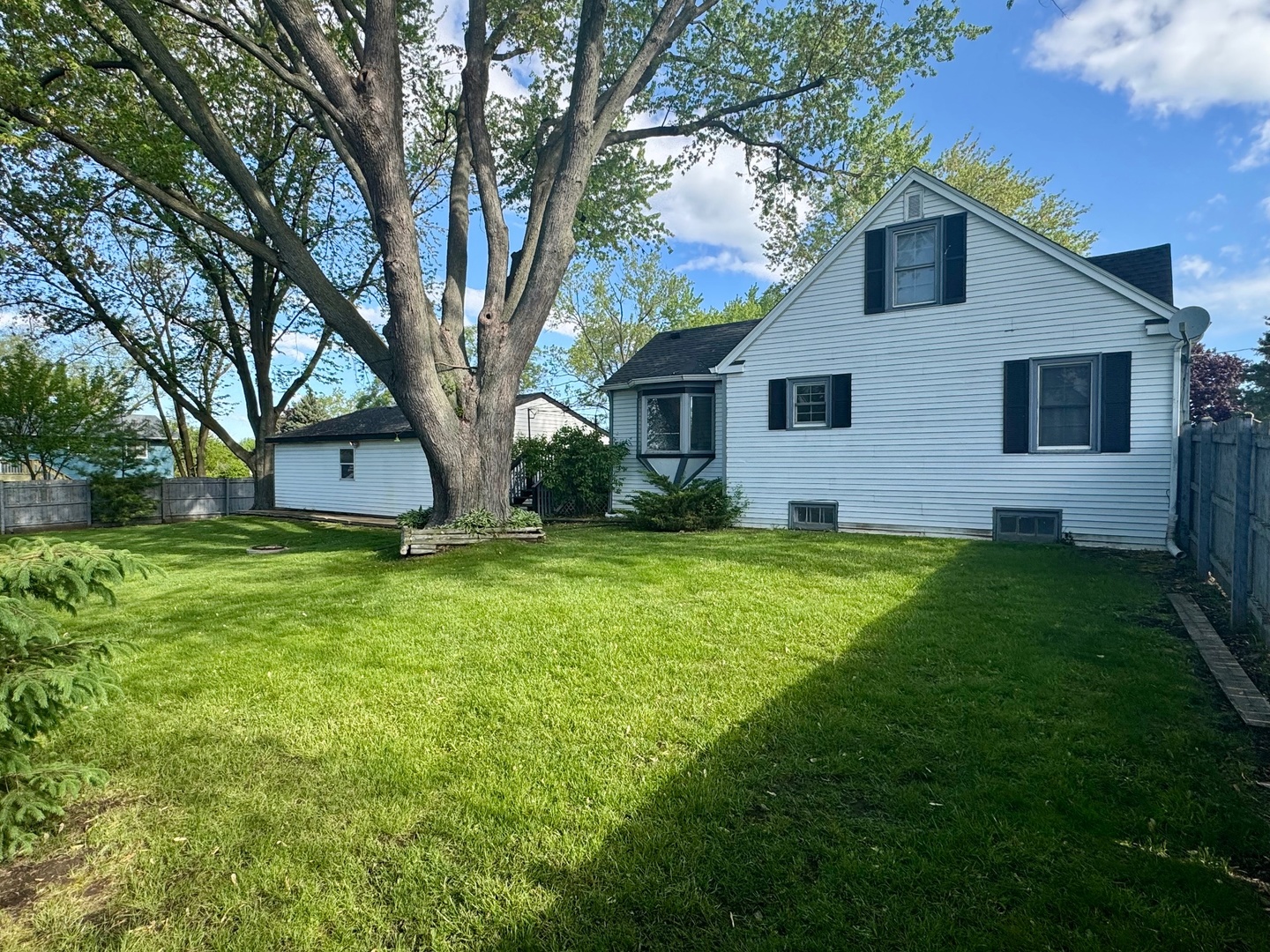 990 Magnolia Avenue Property Photo 30