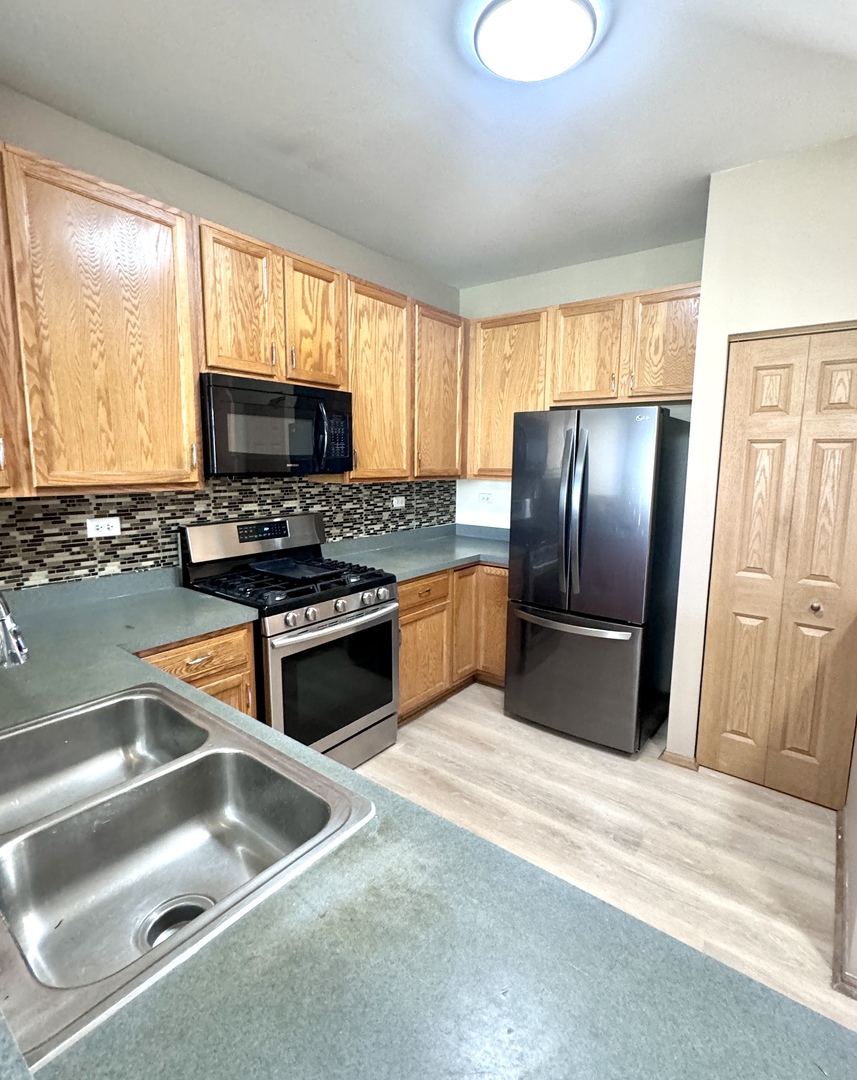 812 Genesee Drive Property Photo 5