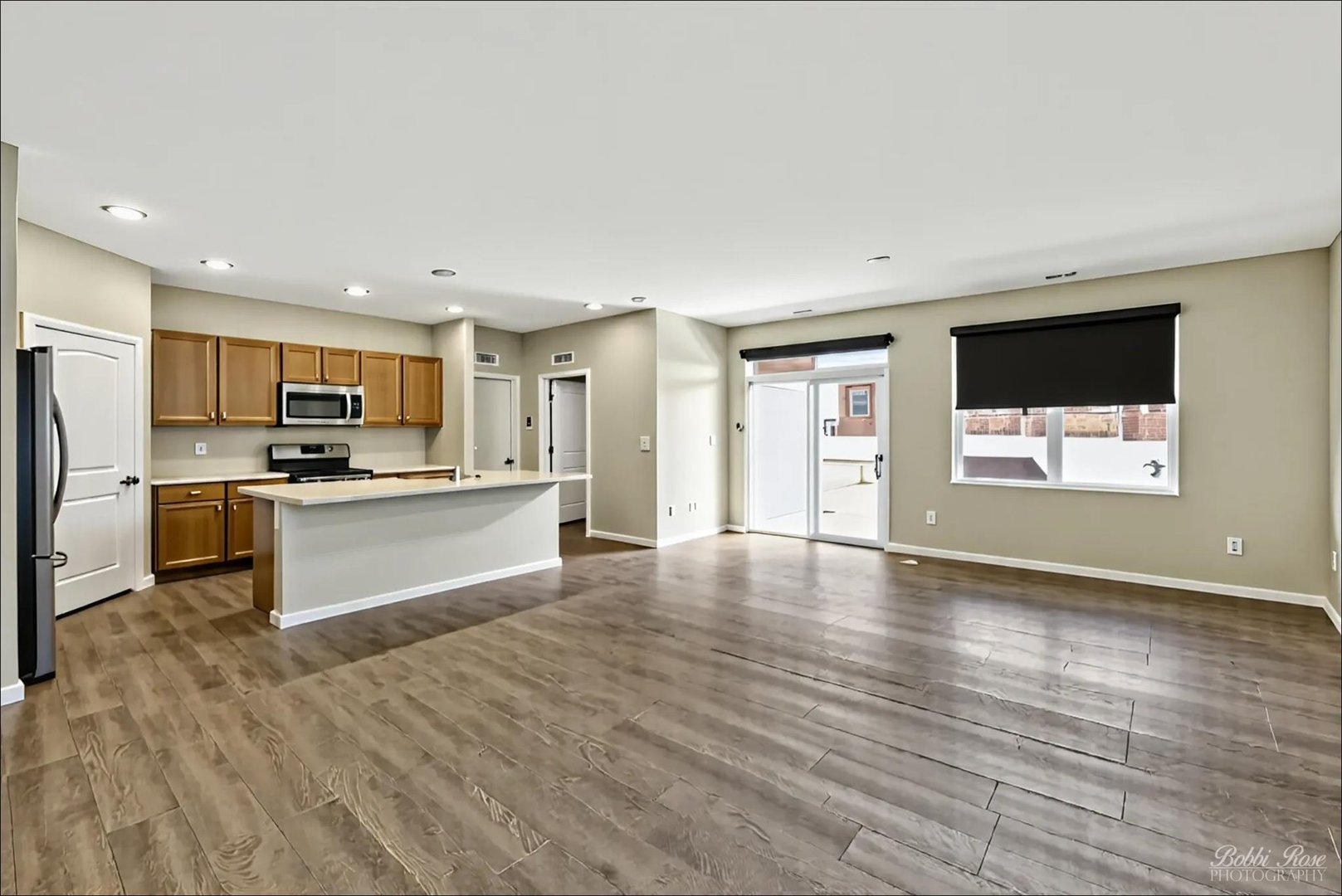 6321 Aspen Lane Property Photo 10