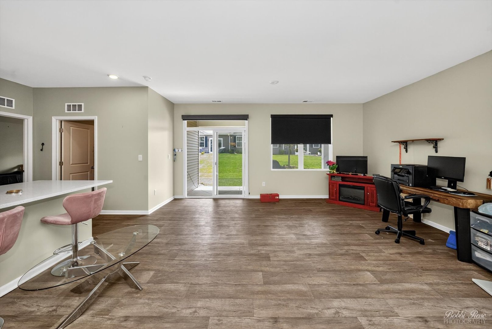 6321 Aspen Lane Property Photo 14