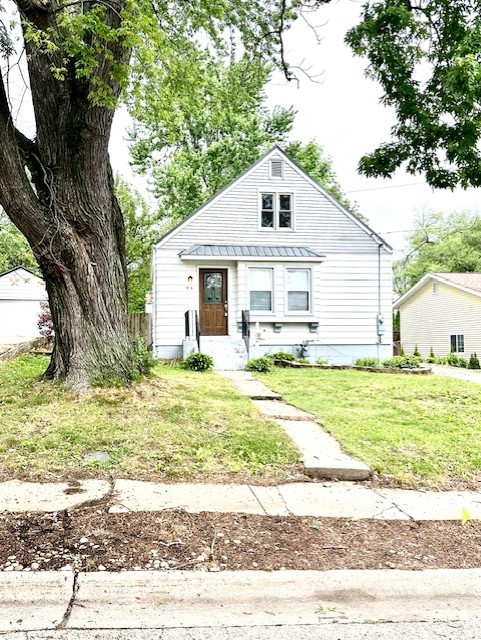 913 Academy Street Property Photo 1