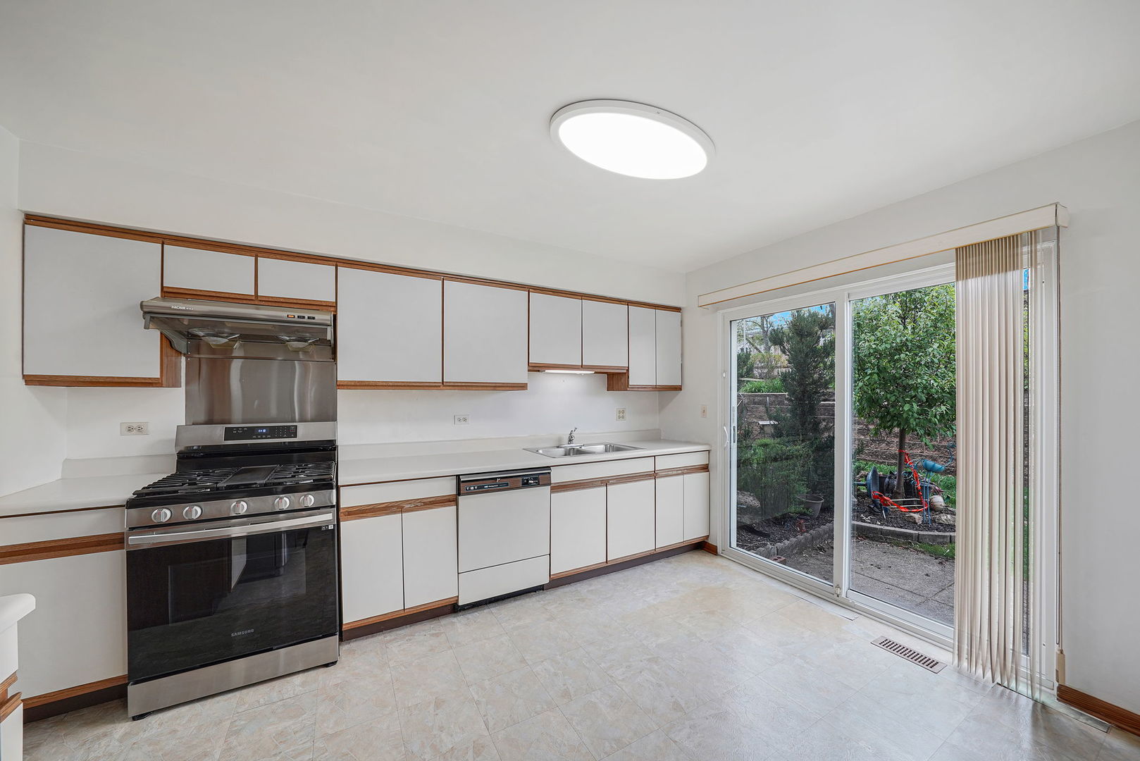 6504 Kensington Place Property Photo 10
