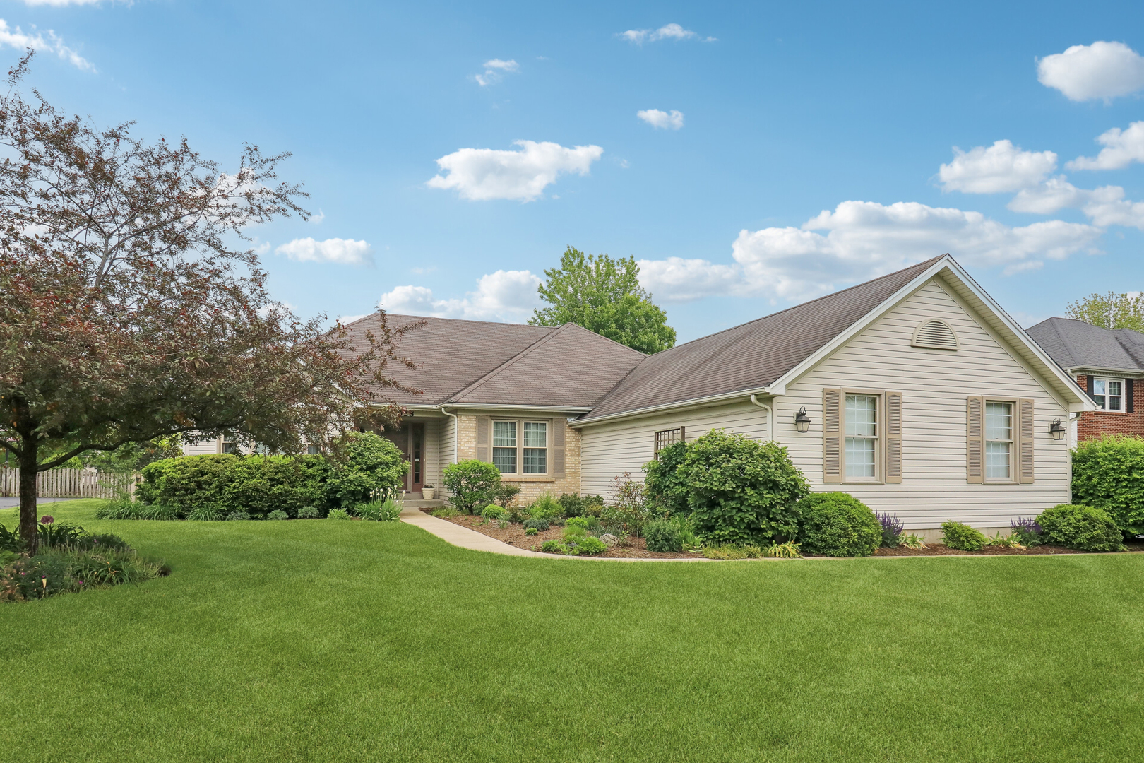 2028 Conde Court Property Photo 1