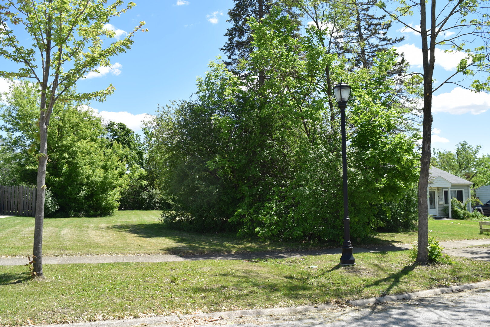 437 Rose Street Property Photo 23
