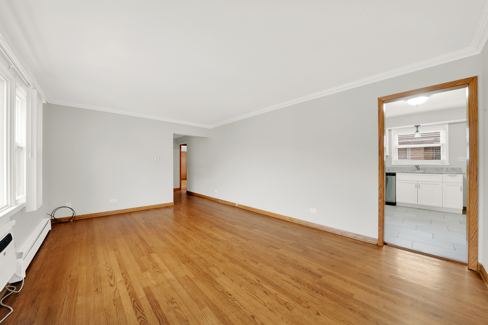 3519 N Central Avenue 3b Property Photo 4