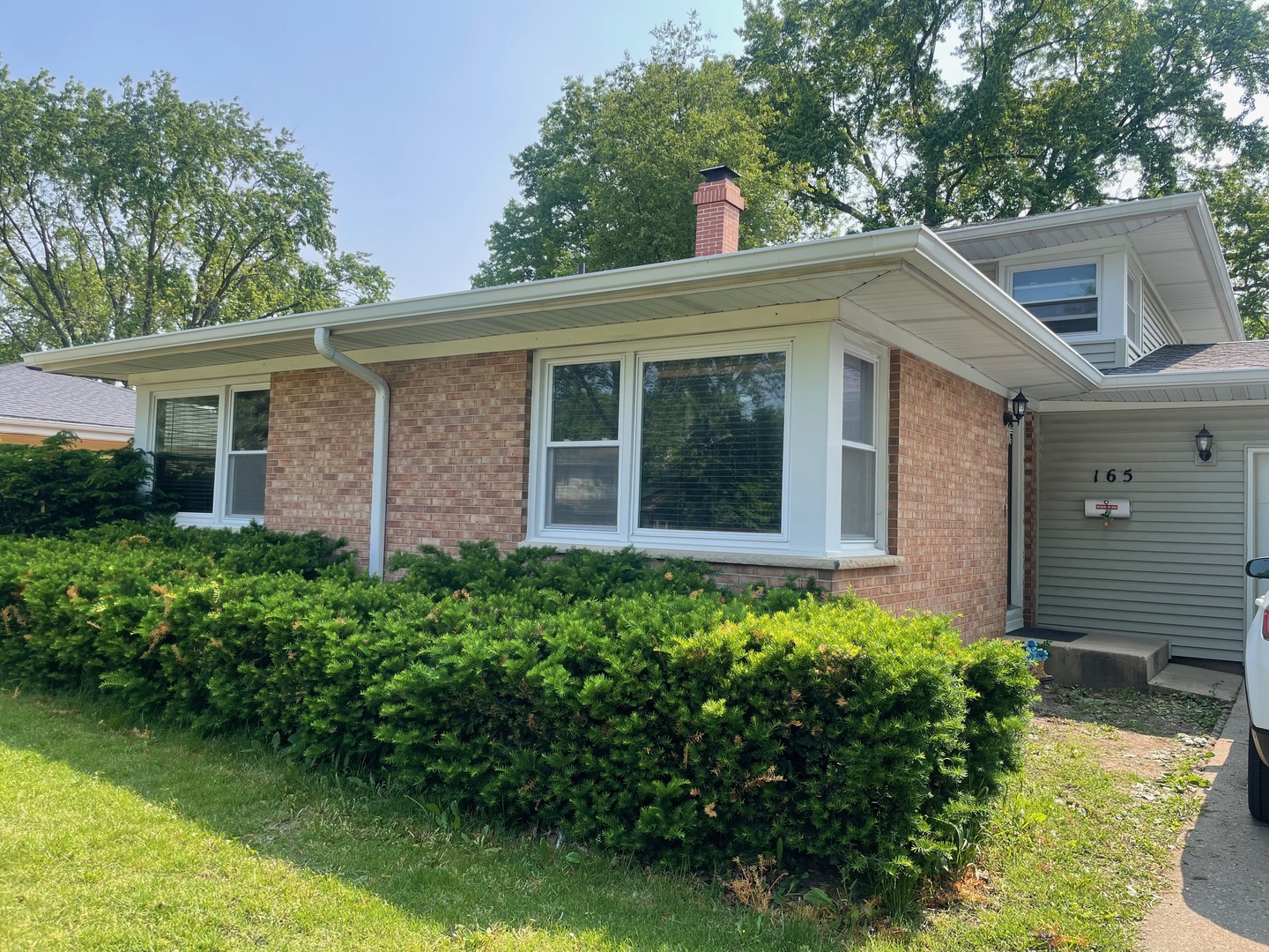 165 Kathleen Drive Property Photo 1
