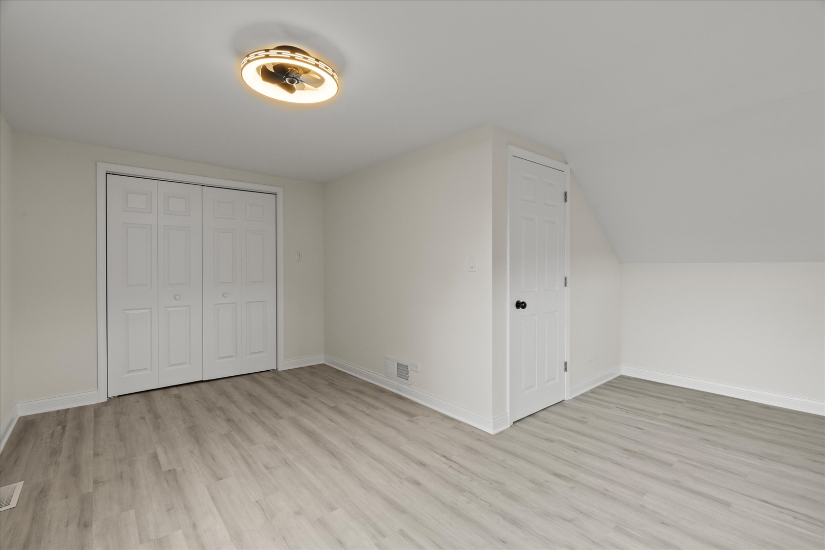 7658 S Luella Avenue Property Photo 26