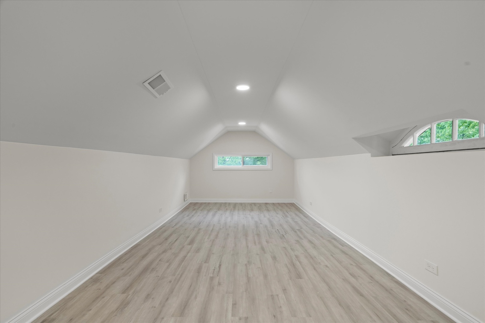 7658 S Luella Avenue Property Photo 30