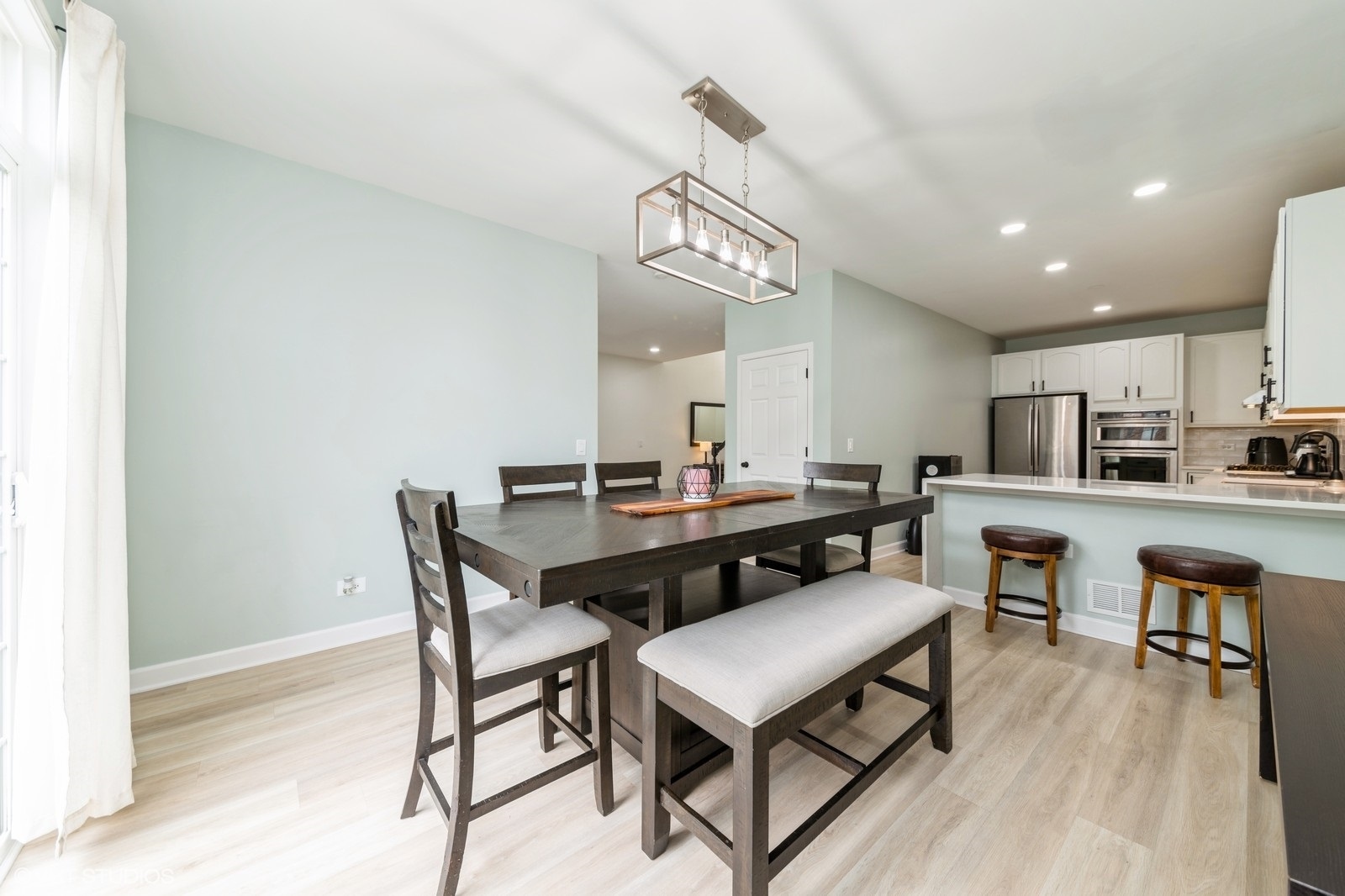 1237 Bradley Cir Property Photo 6