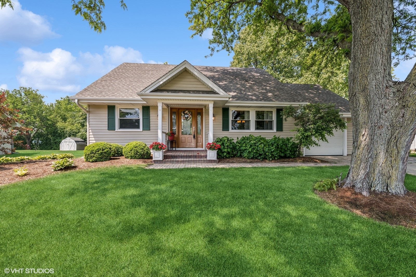 862 Wimbleton Ln Property Photo 1