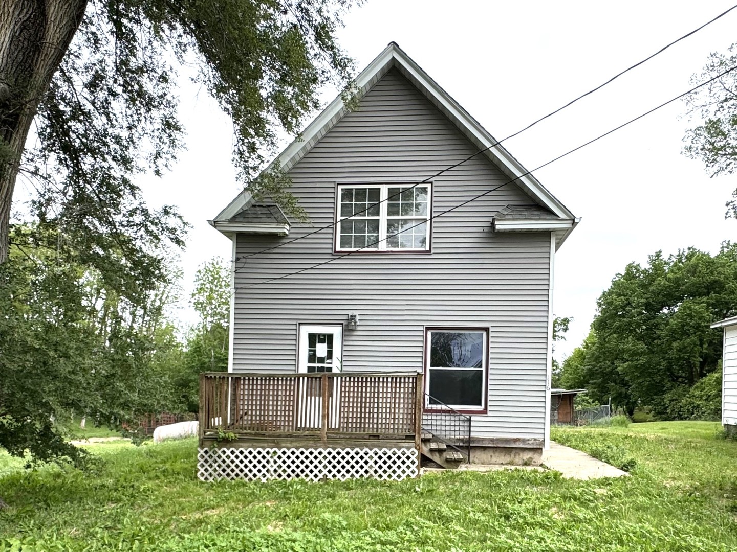 116 W 13th Street Property Photo 1