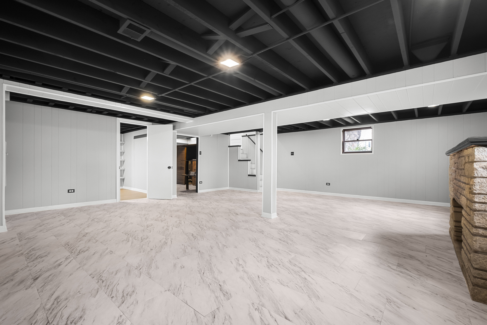 7707 S Oketo Avenue Property Photo 25