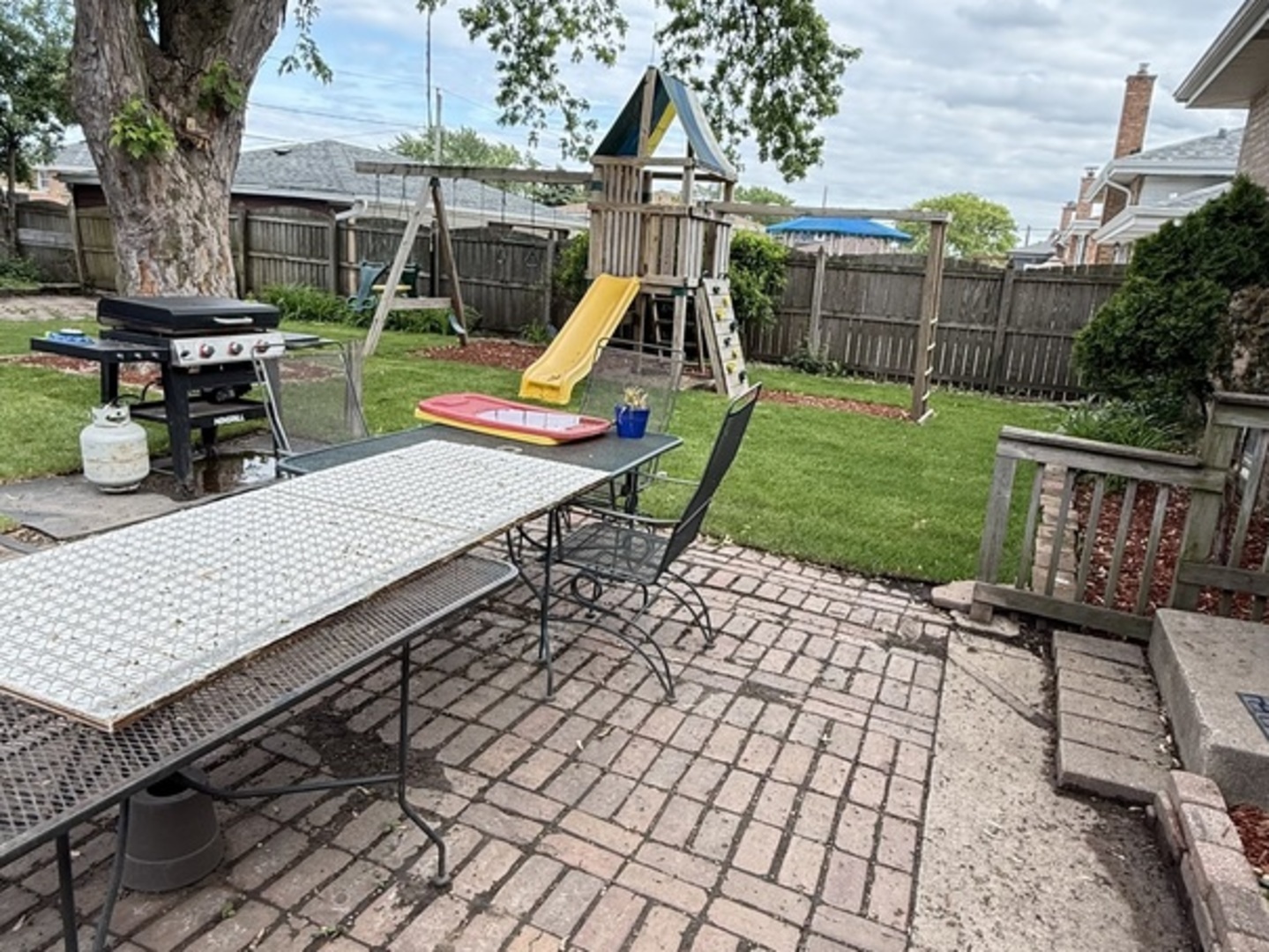 7707 S Oketo Avenue Property Photo 27