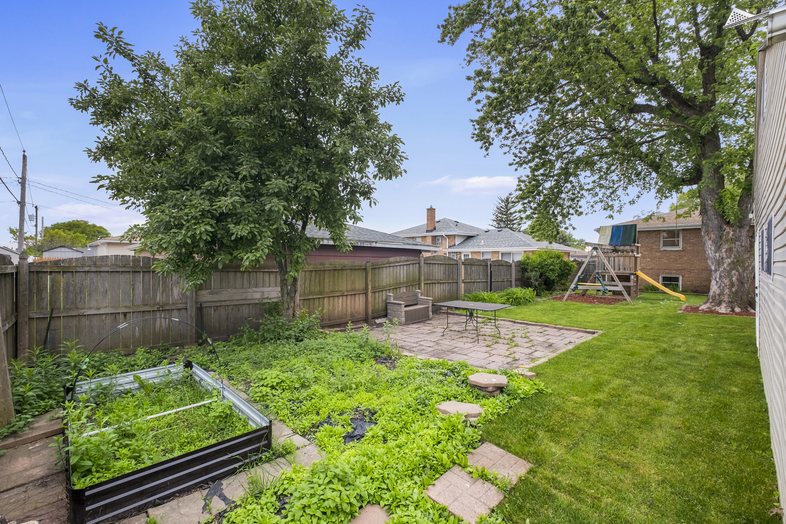 7707 S Oketo Avenue Property Photo 31