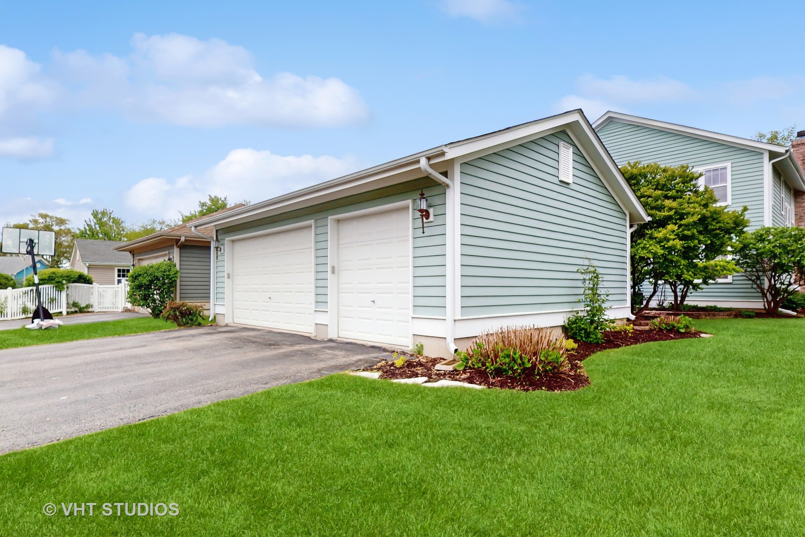 296 Huron Street Property Photo 41
