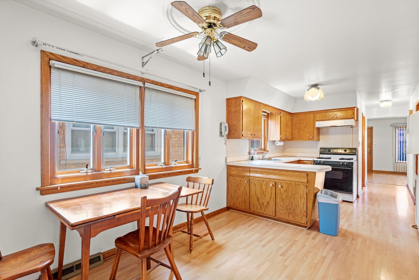 5839 S Newland Avenue Property Photo 14
