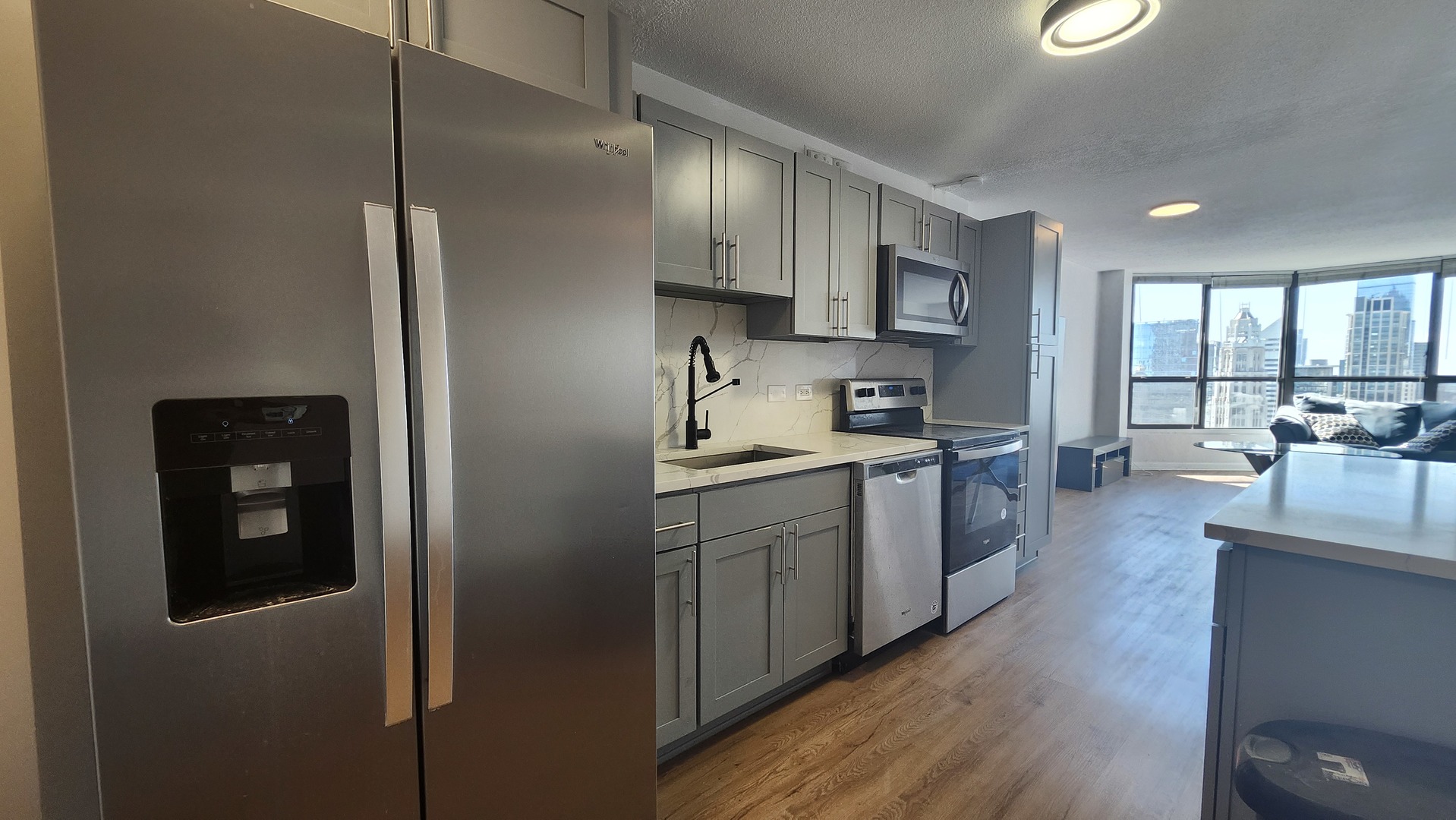 405 N Wabash Avenue 4605 Property Photo 8