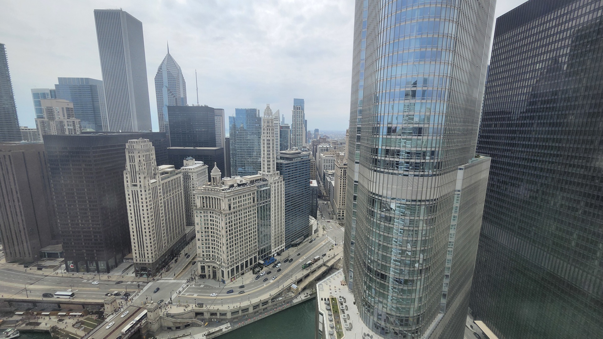 405 N Wabash Avenue 4605 Property Photo 14