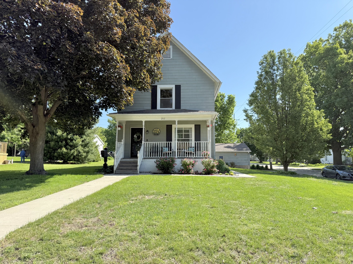 202 17th Avenue Property Photo 1