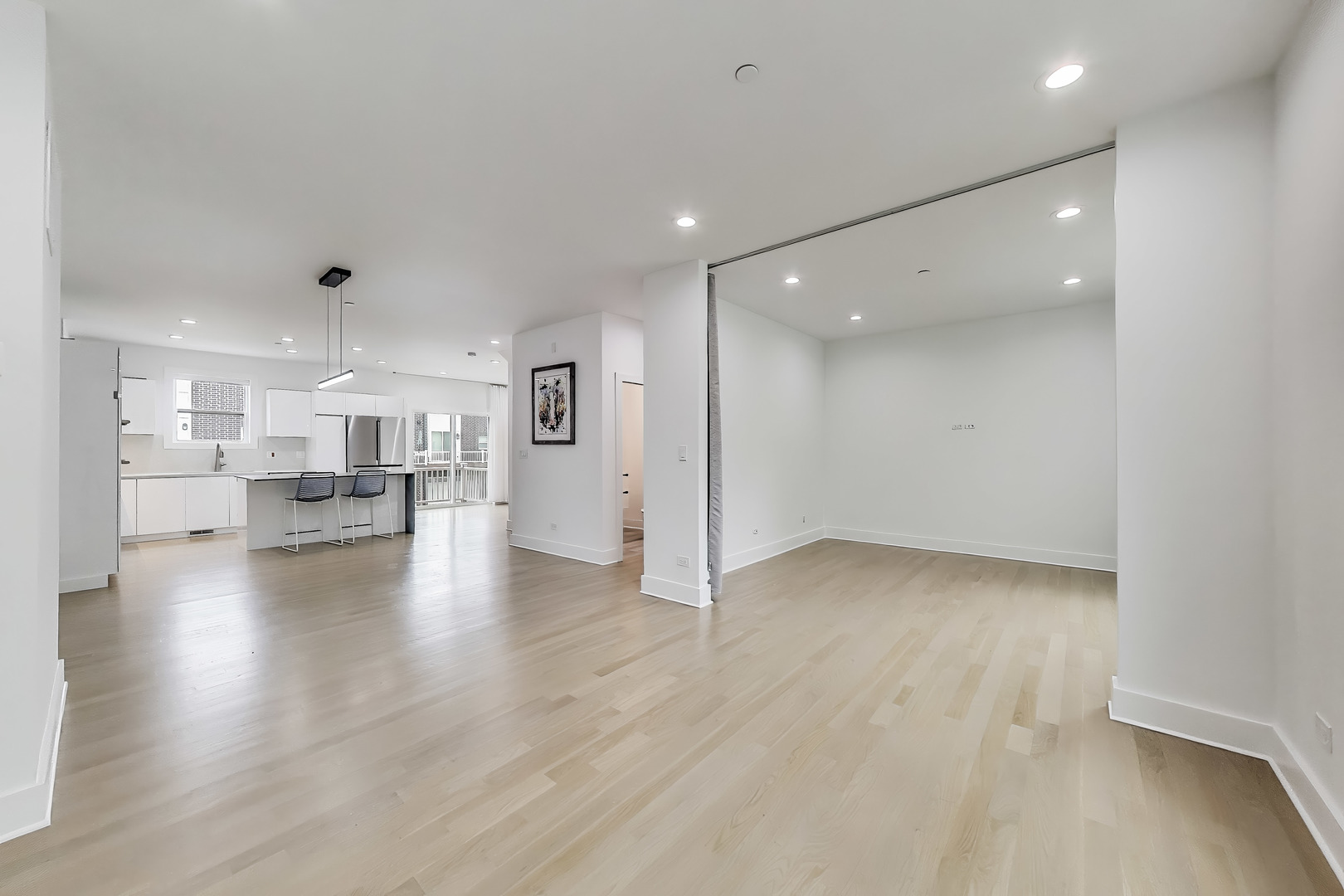 8127 Floral Ave Property Photo 10