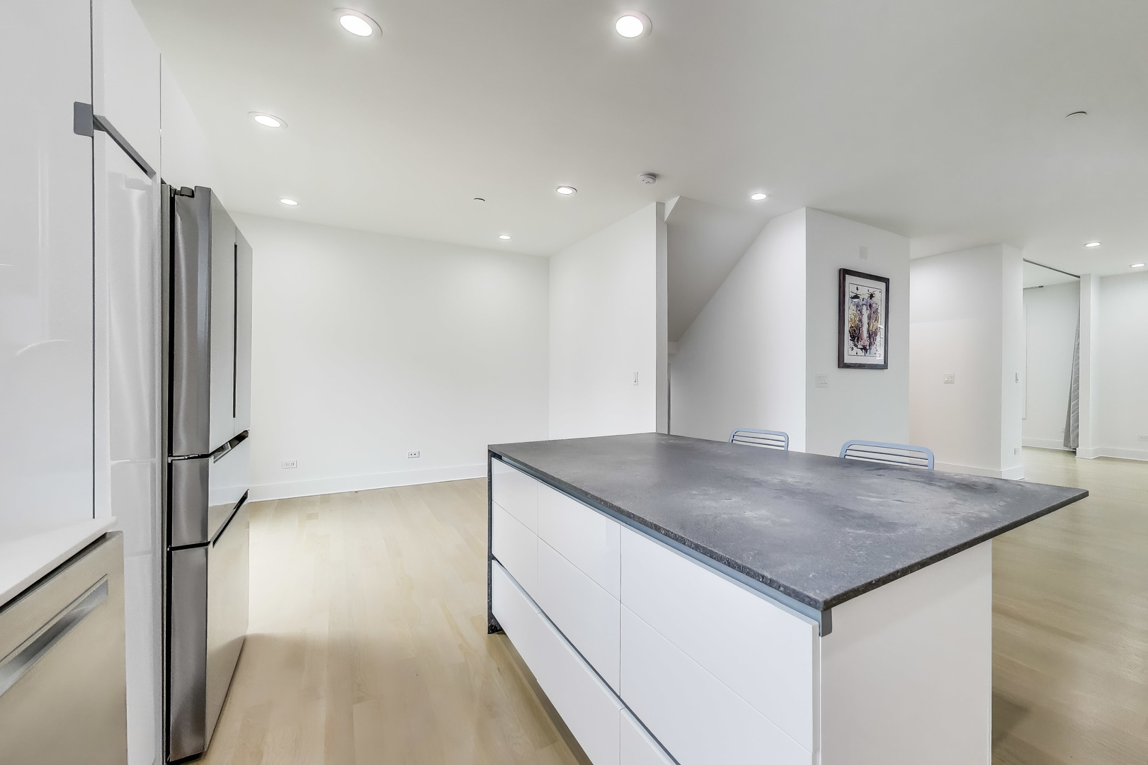 8127 Floral Ave Property Photo 17