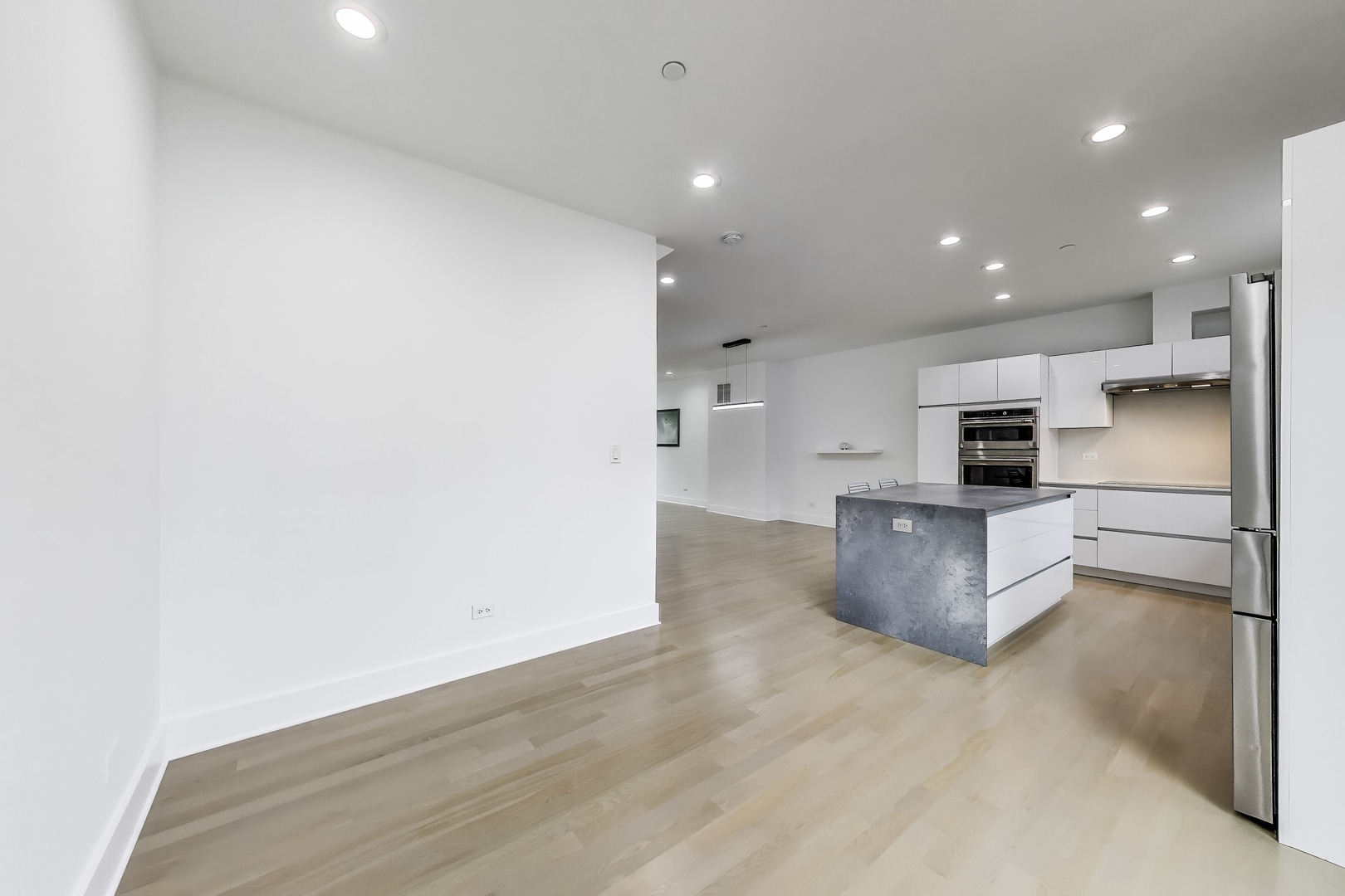 8127 Floral Ave Property Photo 19