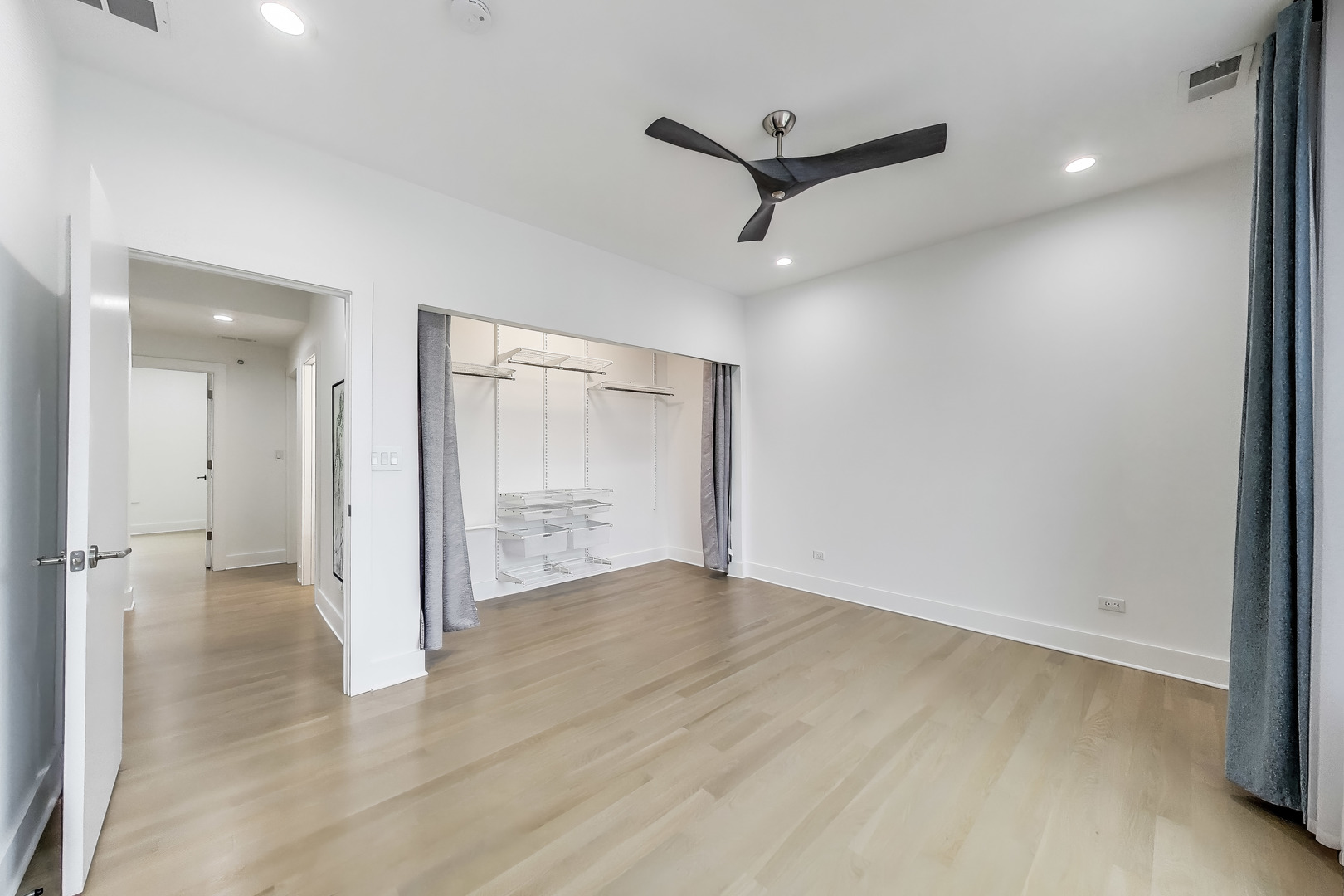 8127 Floral Ave Property Photo 24