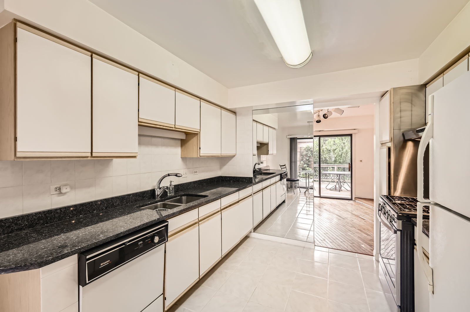 37 White Birch Lane Property Photo 6