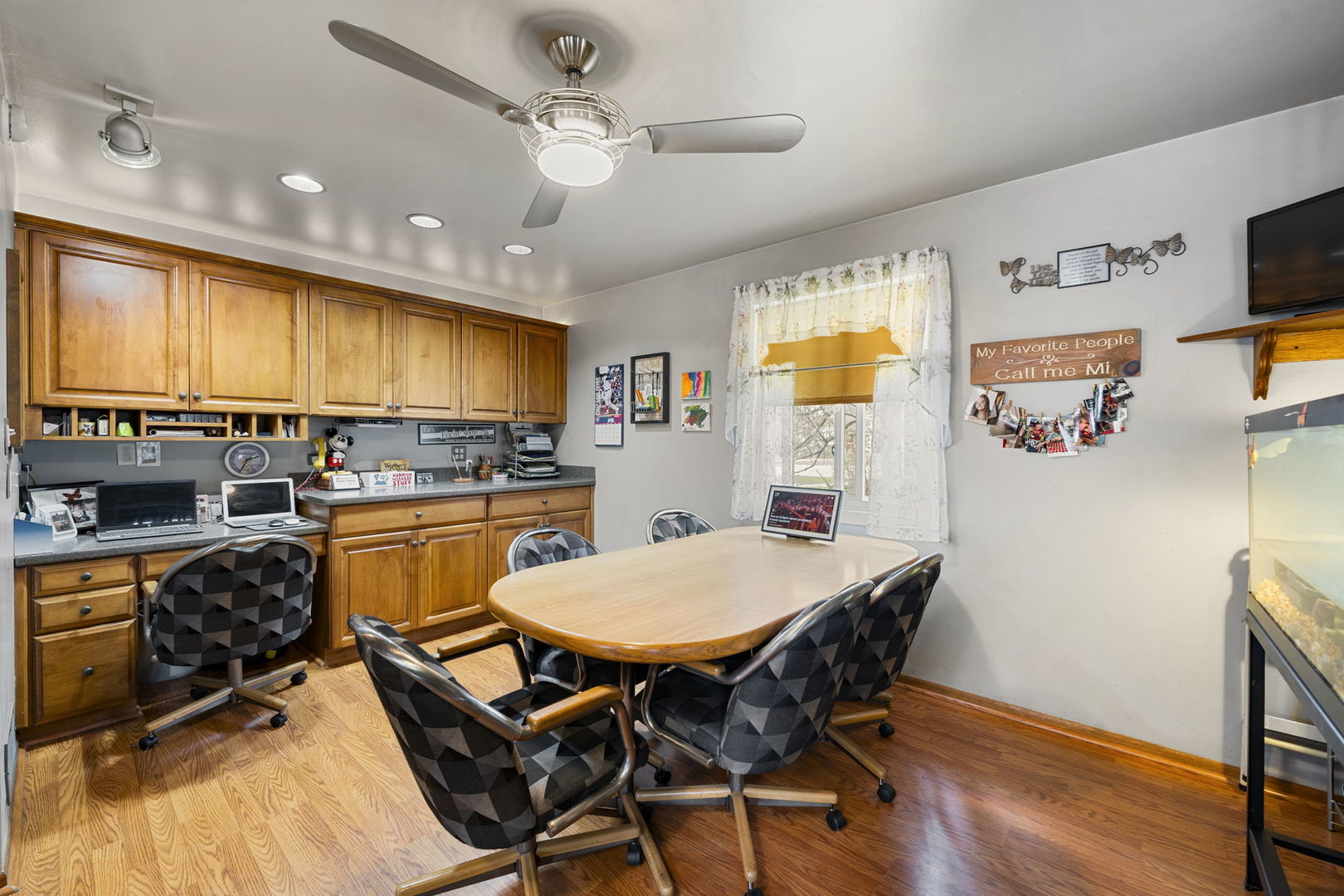 5706 N New Hampshire Avenue Property Photo 13