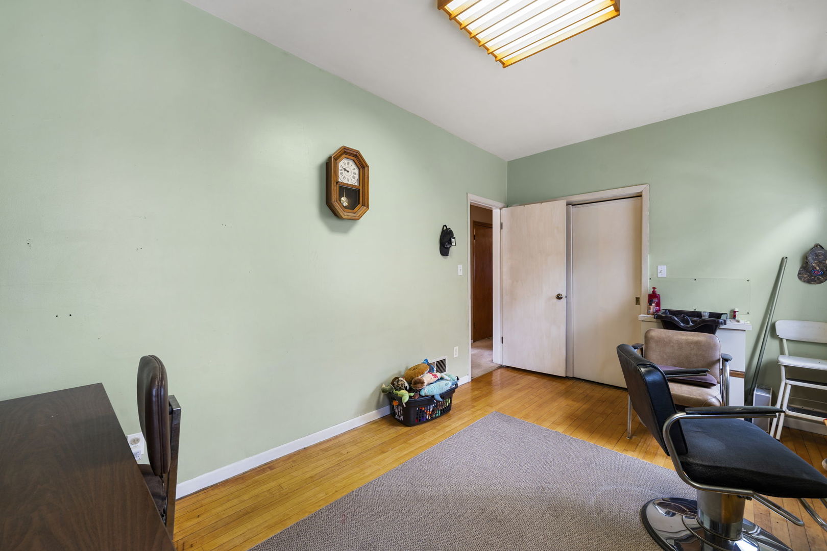 5706 N New Hampshire Avenue Property Photo 18